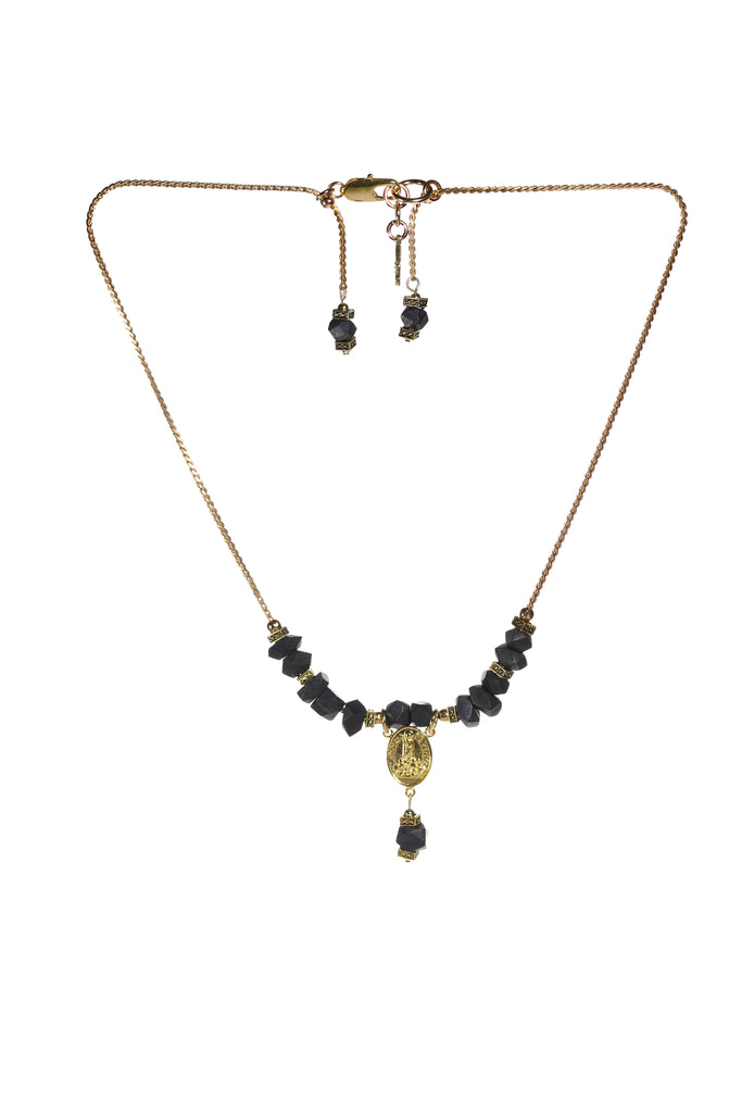 Artifacts World handmade boho jewelry, short necklace made in Canada